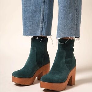 Charlotte Stone Paz Green Suede Wood Heeled Clog Boots EUC Sz 10